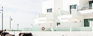 Complejo de apartamentos de lujo y activos inmobiliarios modernos para inversión empresarial estratégica en 2026