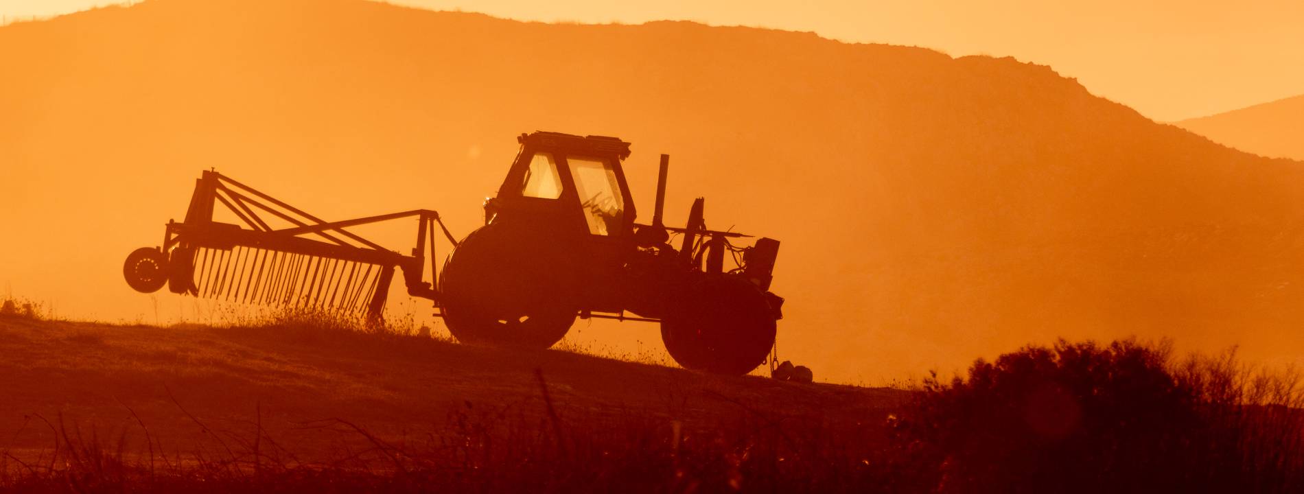 Tractor en el campo